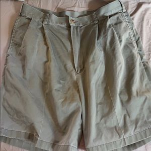Jos A. Bank travelers collection shorts